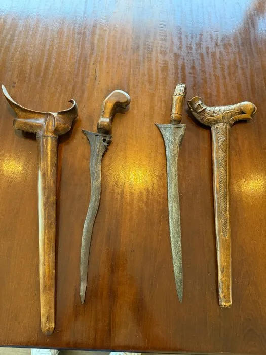 Dagger - Asia