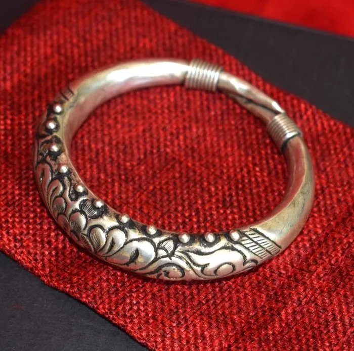 Traditional Miao–Hmong bracelet, 31 g, floral motif - ethnic silver. - Laos - Hmong Miao