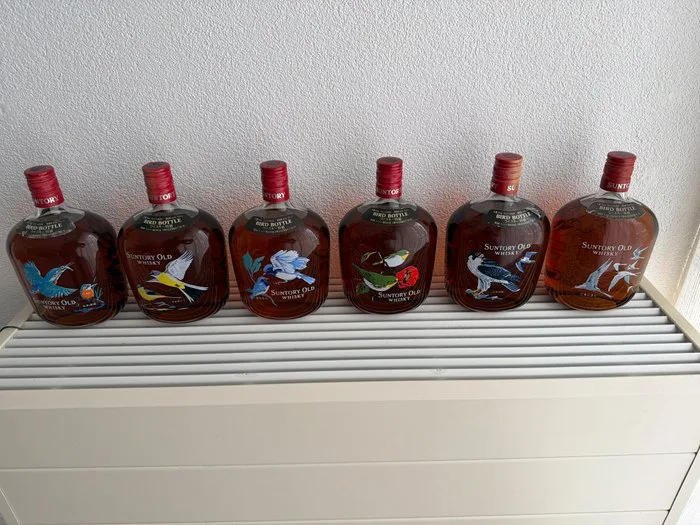 Suntory 1980 Bird Series - Suntory - b. 1980 - 700ml - 6 bottles