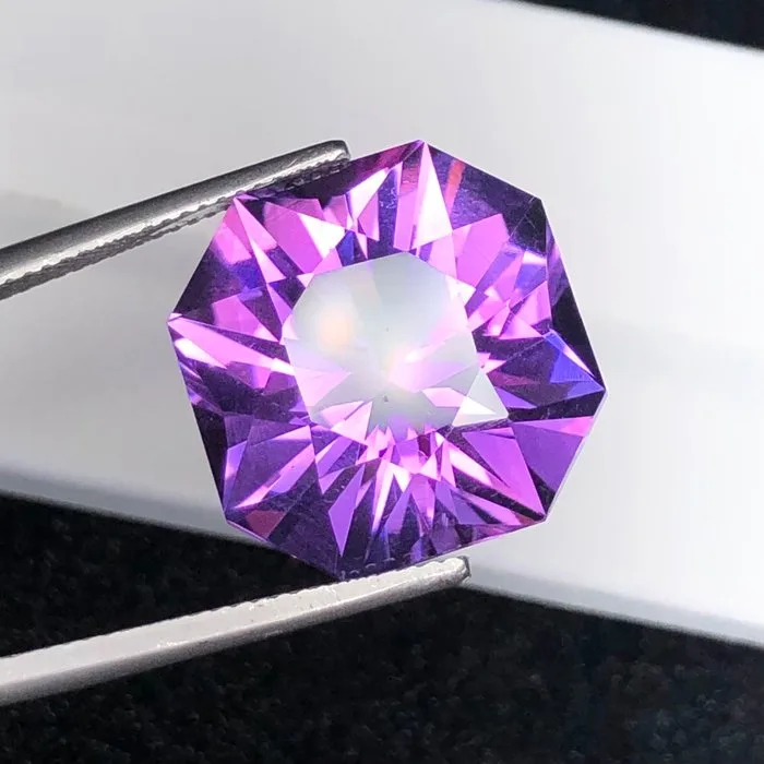 1 pcs Purple Amethyst - 19.30 ct - International Colored Gemstone Association (ICA GemLab)