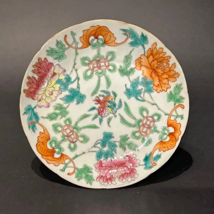 Dish - Porcelain - bat saucer