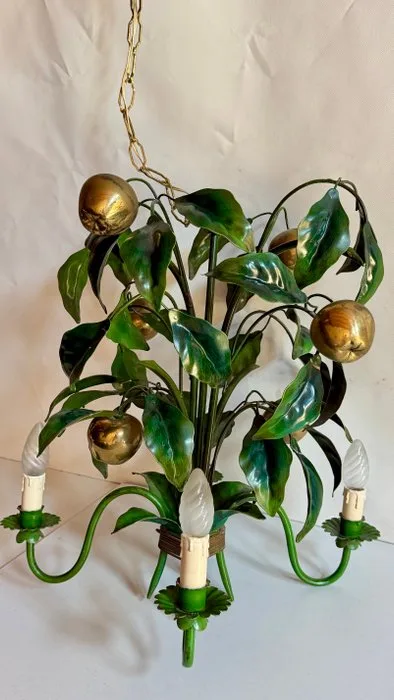 Botanical Design with Gold Accents - Hanging lamp - Green-painted sheet metal chandelier "POMMES" - Brass