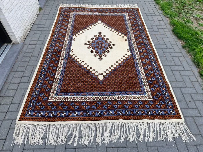 Carpet - 300 cm - 200 cm