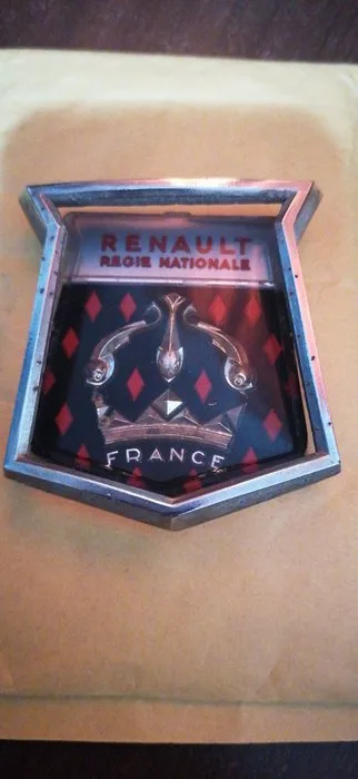 Hood ornament (1) - Renault - Dauphine - 1950-1960