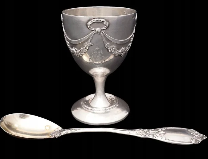 Egg cup (2) - French Antique.950 &.800 Solid Silver Egg Cup with Matching Spoon - Minerva Hallmarked - 44g -.800 silver,.950 silver