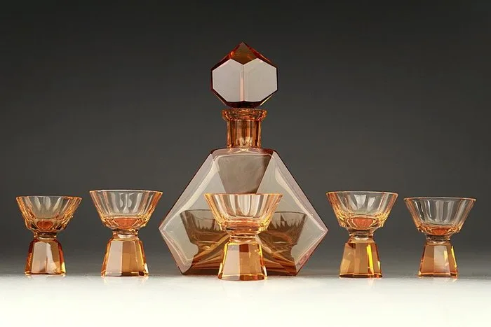 Decanter - Glass