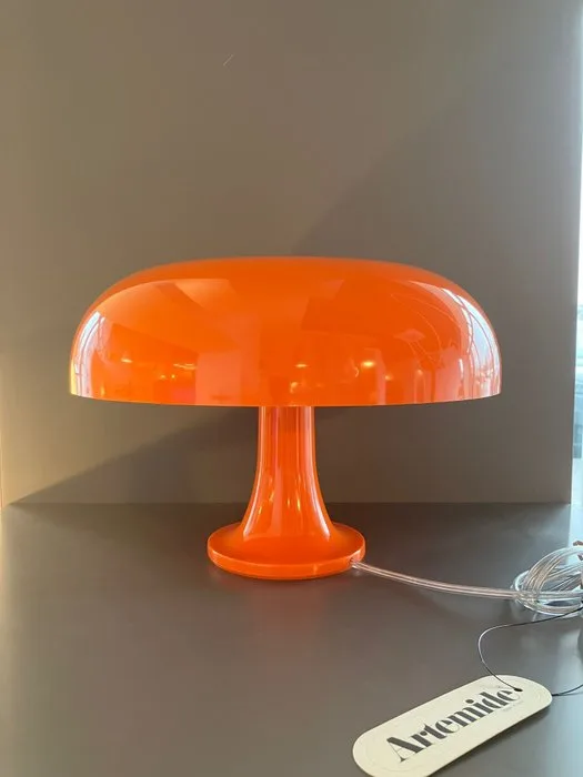 Artemide - Giancarlo Mattioli - Table lamp - Nessino - abs