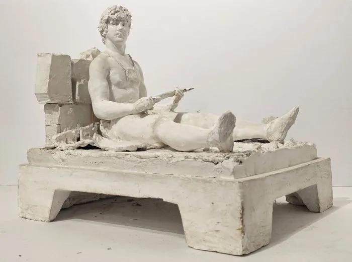 Domenico Antonio Valente (1917 - 2006) - Sculpture, Soldato a riposo - 34.5 cm - Plaster