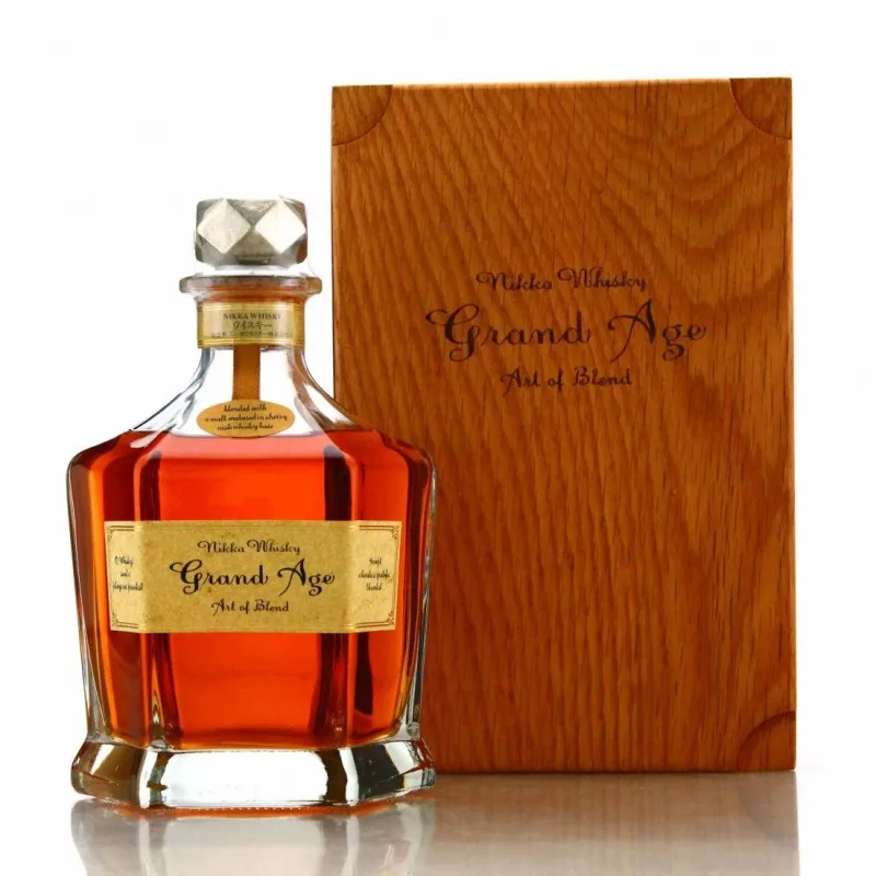 Nikka Grand Age Art of Blend Japanese Whisky (1990s) (60cl, 45%)