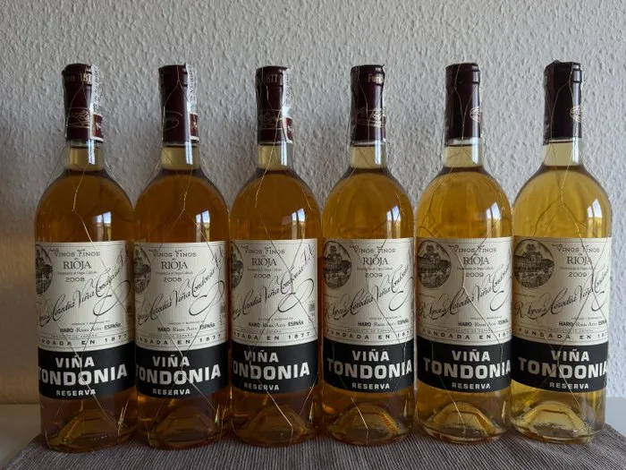 2008 x 3, 2009 x 3, R. Lopez de Heredia, Viña Tondonia Reserva Blanco - Rioja Reserva - 6 Bottles (0.75L)