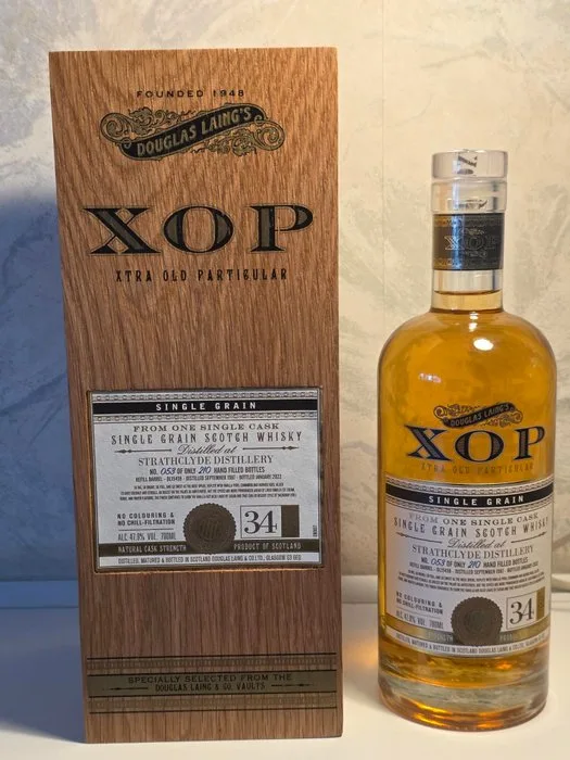 Strathclyde 1987 34 years old XOP Xtra Old Particular - Douglas Laing - b. 2022 - 70cl