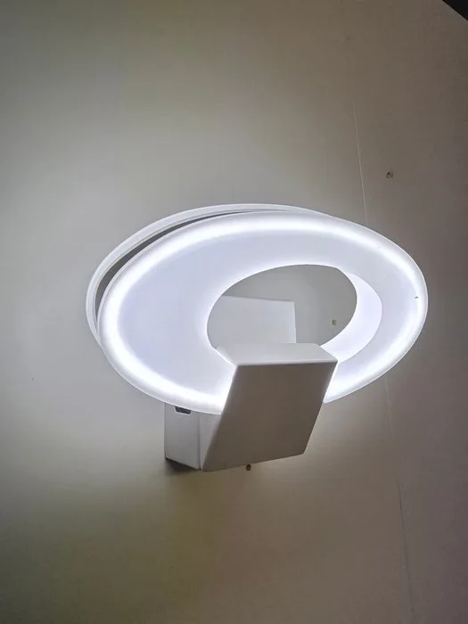 Perenz illumina - Wall sconce - Art 6176 - Metal, acrylic, Chrome - ring-shaped wall sconce
