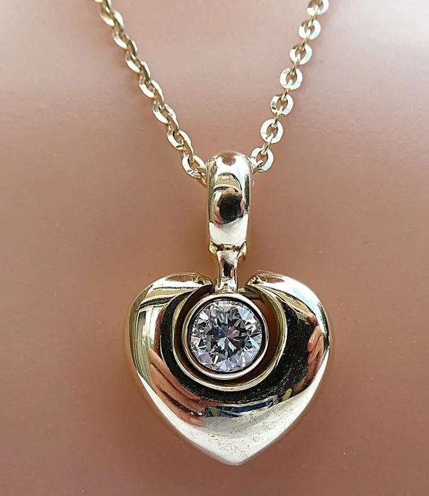 Necklace with pendant - 14 kt. Yellow gold - 0.40ct. tw. Diamond (Natural) - Hart-model