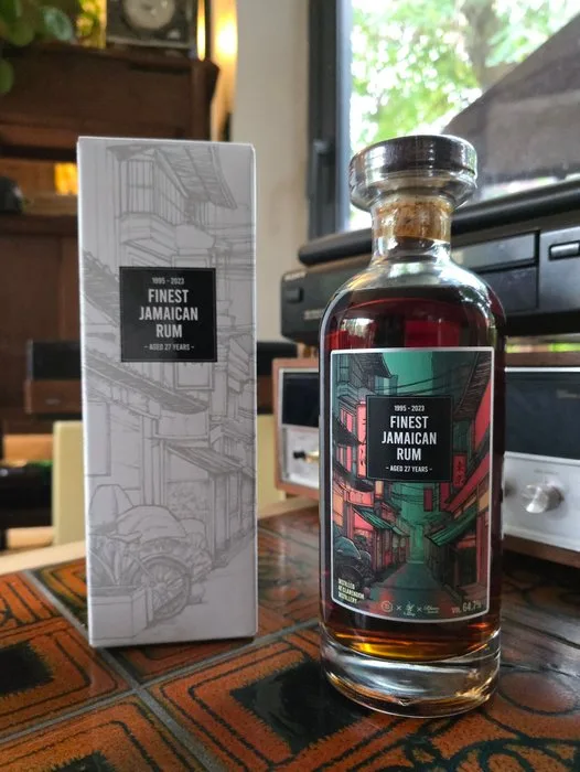 Clarendon 1995 27 years old Distilia - Bar Lamp Tokyo x Rhum Attitude - b. 2023 - 70cl