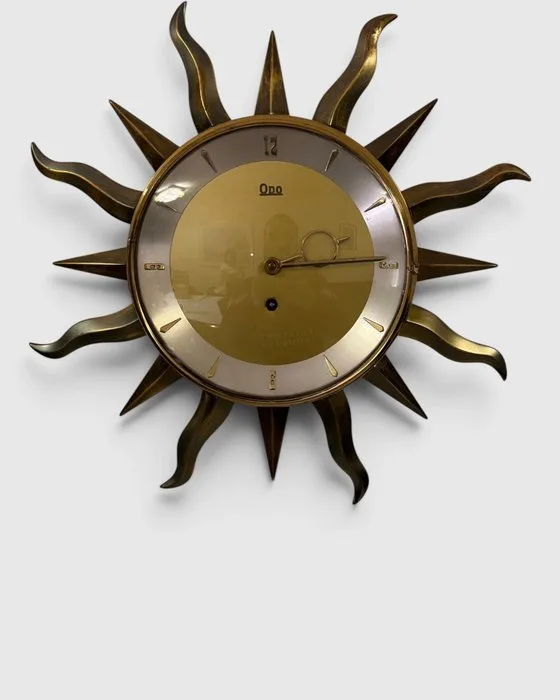 Wall clock - Odo (Frankrijk) - Mid-century modern Brass / Bronze and Glass - 1960-1969 - Odo sunburst wall clock