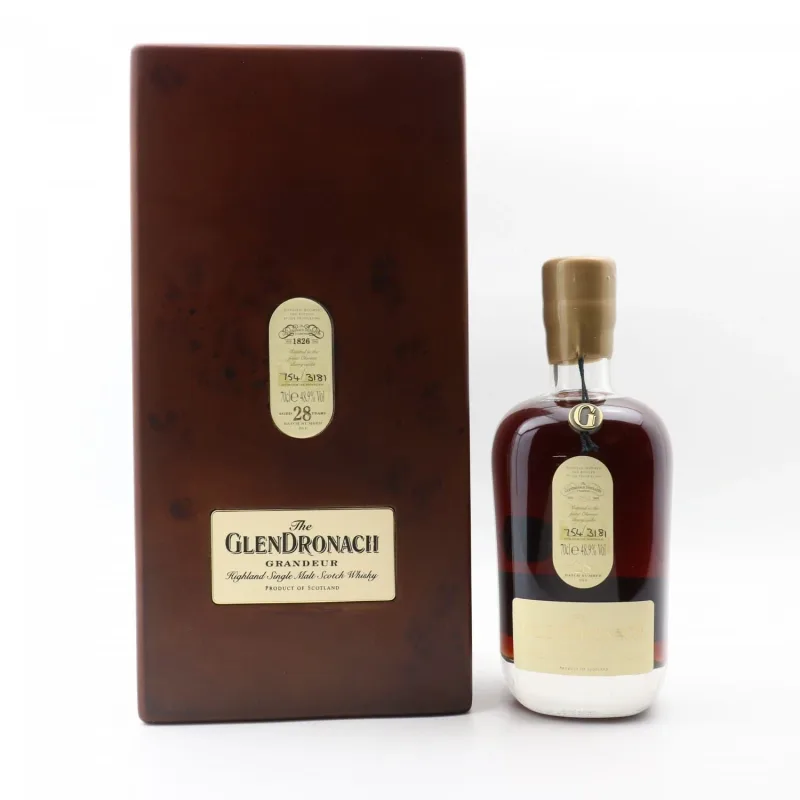 GlenDronach – 28 Year Old Grandeur Batch #11 Highland Single Malt Scotch Whisky (2022) (70cl, 48.9%)