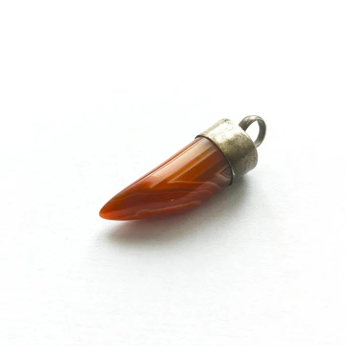 Ancient Indochinese Hill Tribes Agate Tiger Teeth Bead Talisman in Silver Setting - 36 mm