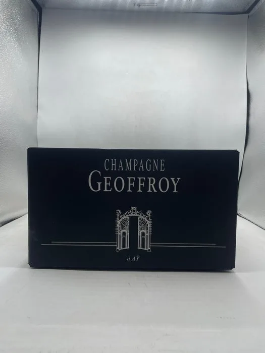 2017 Geoffroy Volupte Blanc De Blancs Extra Brut Champagne - Champagne AOC - 6 Bottles (0.75L)