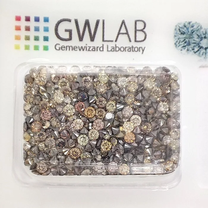 265 pcs Diamond (Natural coloured) - 5.00 ct - Round Mixed colours - VS1, SI3 - Gemewizard Gemological Laboratory (GWLab)