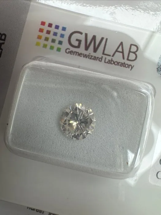 1 pcs Diamond (Natural) - 0.82 ct - Round - F - SI3 - Gemewizard Gemological Laboratory (GWLab)