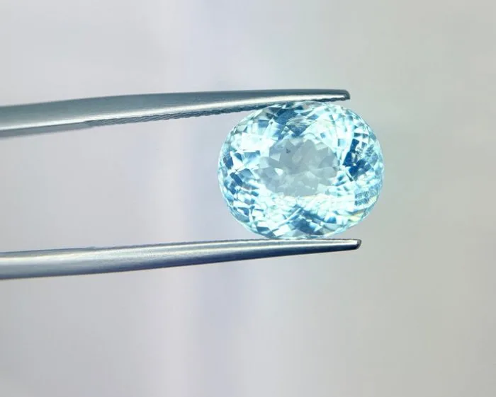 1 pcs Blue Aquamarine - 7.62 ct - International Colored Gemstone Association (ICA GemLab)