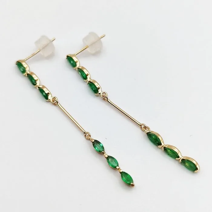 Earrings - 18 kt. Yellow gold Emerald