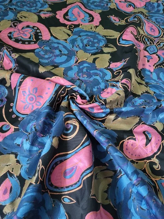 Wonderful floral damask fabric, 100% cotton. Made in Italy - Textile - 600 cm - 150 cm