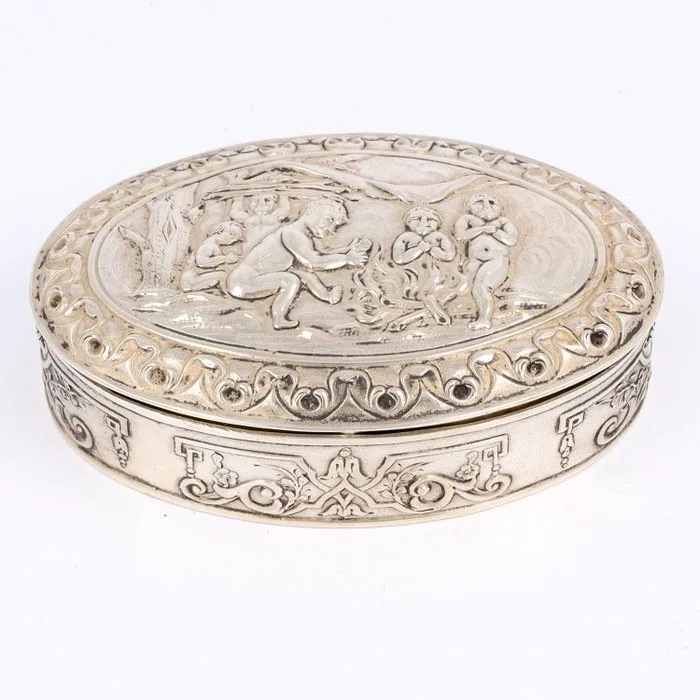 Delheid Frères - Tobacco box -.800 silver
