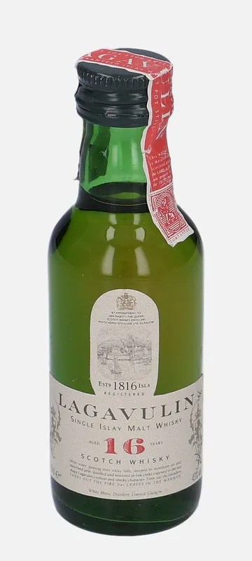 Lagavulin – 16 Year Old