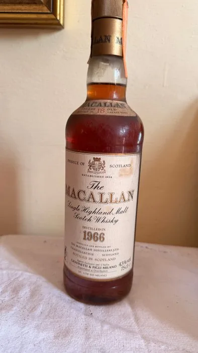 Macallan 1966 18 years old Sherry Wood - 75cl