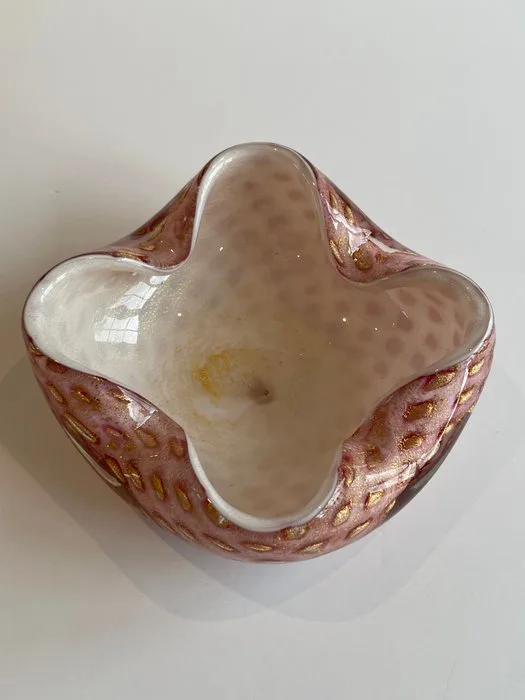 Ashtray - Murano Pink, White and 24kt Gold-Leaf Biomorphic Glass Bowl – Circa 1950s–1960s - Hand Blown Glass