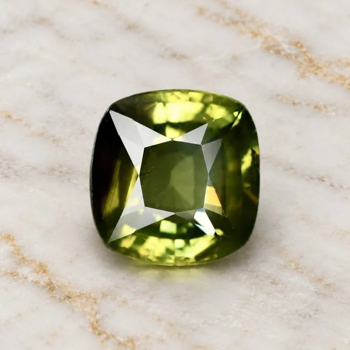 Green, Blue Sapphire - 3.33 ct - International Gemological Institute (IGI) - Unheated