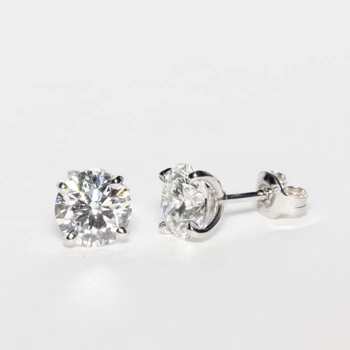 Earrings - 18 kt. White gold - 6.02ct. tw. Diamond (Lab-grown) - E VS2 IDEAL
