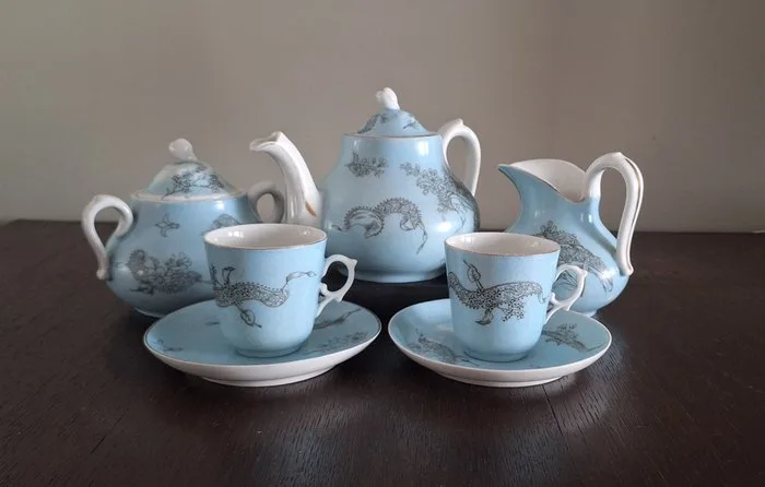 Drinking service (7) - The services 1860-1890 - Porcelain - Tête-à-tête served for 2 people