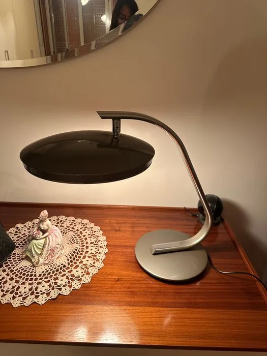 Table lamp - Metal - Phase Model 520-C
