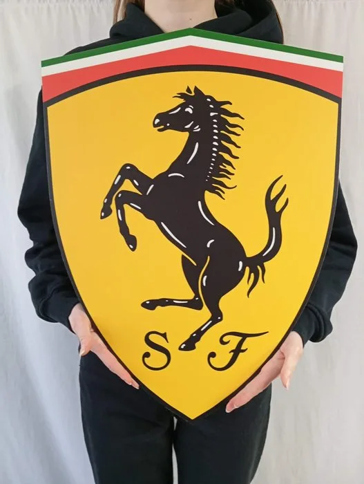 Ferrari - Ferrari Emblem 43x59cm - Aluminium - Emblem 43x59cm - Sign - Aluminium