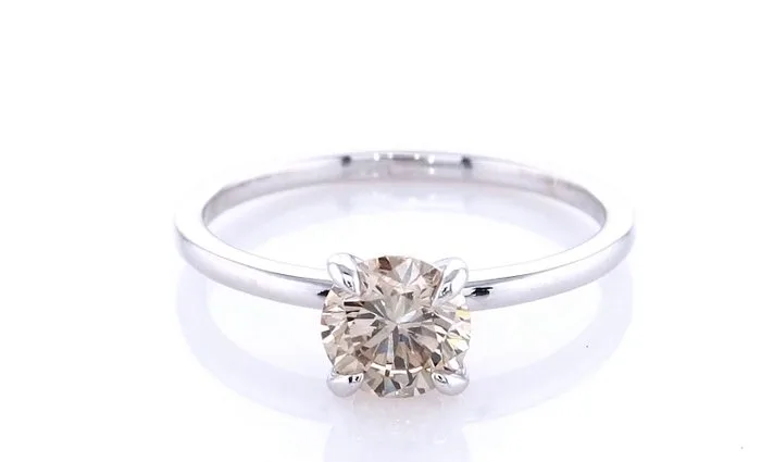 Ring - 14 kt. White gold - 0.80ct. tw. Diamond (Natural coloured)