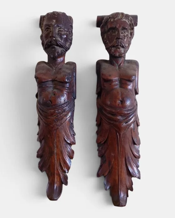 Sculpture, Coppia di Cariatidi / Termini in legno intagliato - Stile Rinascimento - XIX Secolo (40 cm, spessore - 40 cm - Wood