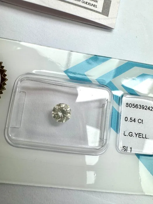 1 pcs Diamond (Natural coloured) - 0.54 ct - Round - Light Greyish, Yellow - SI1 - International Gemological Institute (IGI)