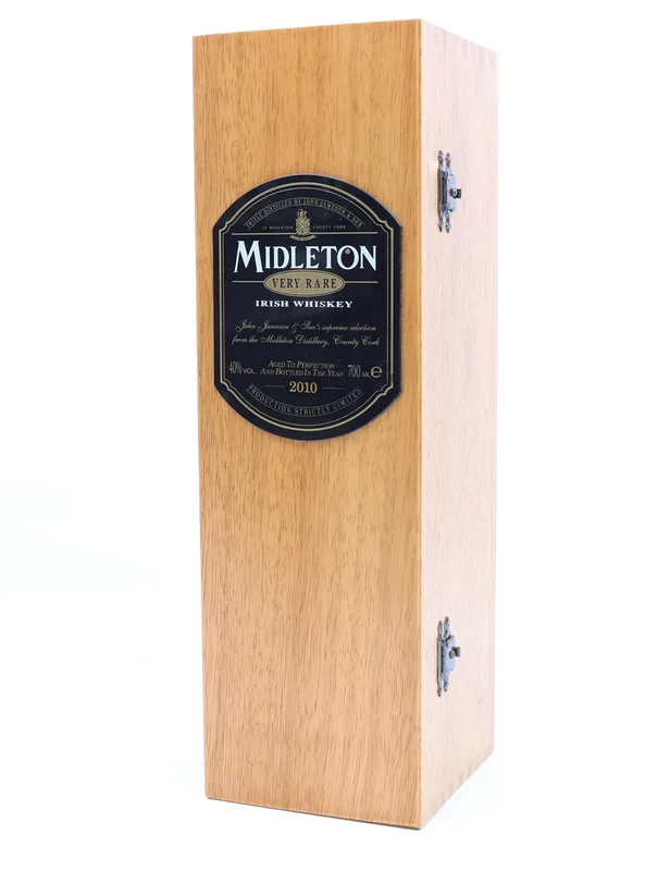 Midleton – Very Rare 2010 Bottle No. 012503