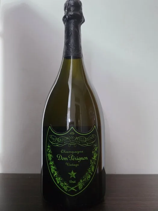 2010 Dom Pérignon, Luminous - Champagne Brut - 1 Bottle (0.75L)