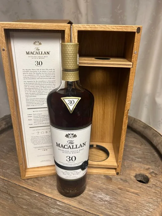 Macallan 30 years old Sherry Oak Cask 2023 Release - 700ml