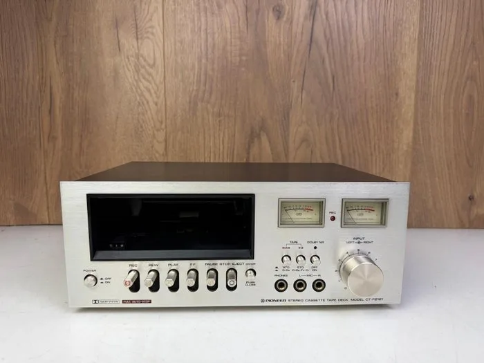 Pioneer - CT-F2121 Audio-cassette deck