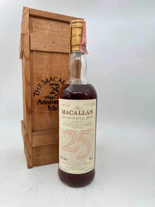 Macallan 1965 25 years old Anniversary Malt - b. 1991 - 75cl