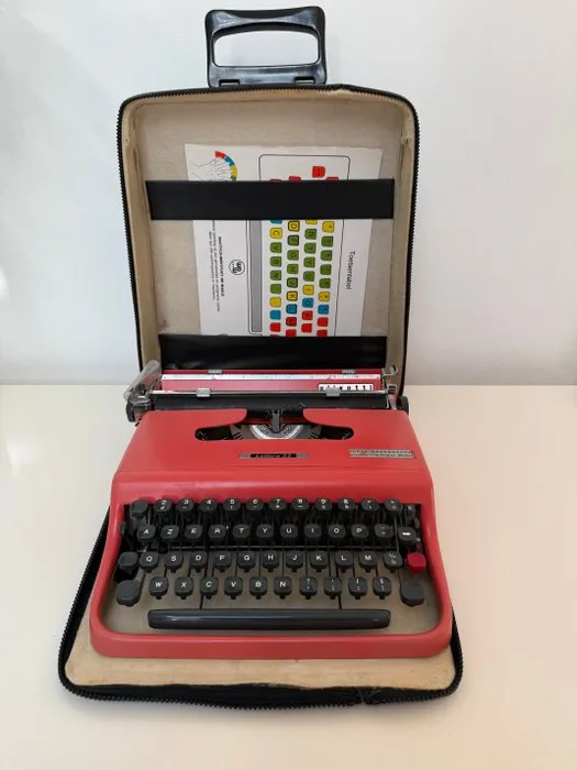 Marcello Nizzoli - Olivetti, Lettera 22 - Typewriter - 1950-1960