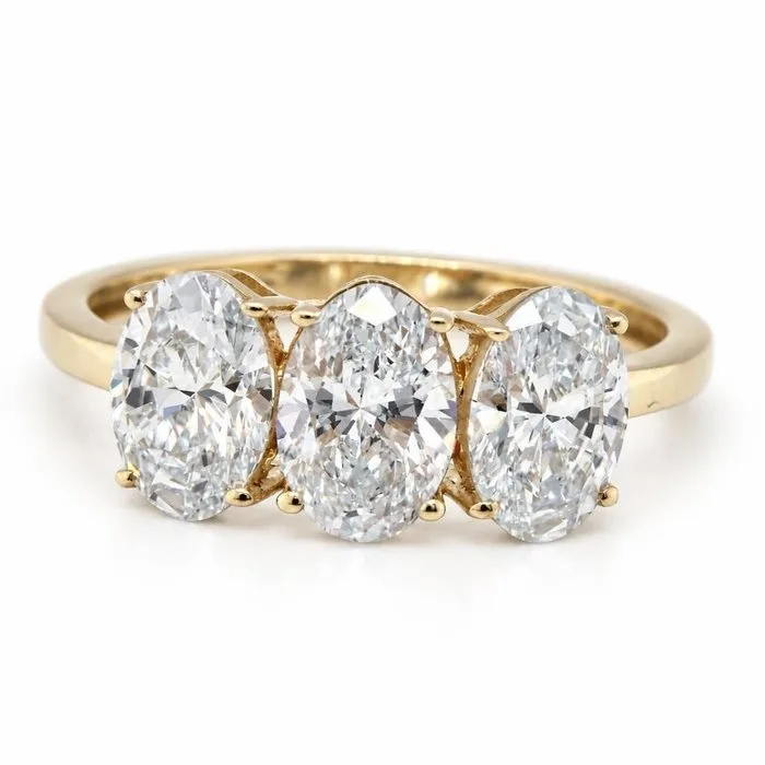 Ring - 14 kt. Yellow gold - 2.30ct. tw. Diamond (Lab-grown)