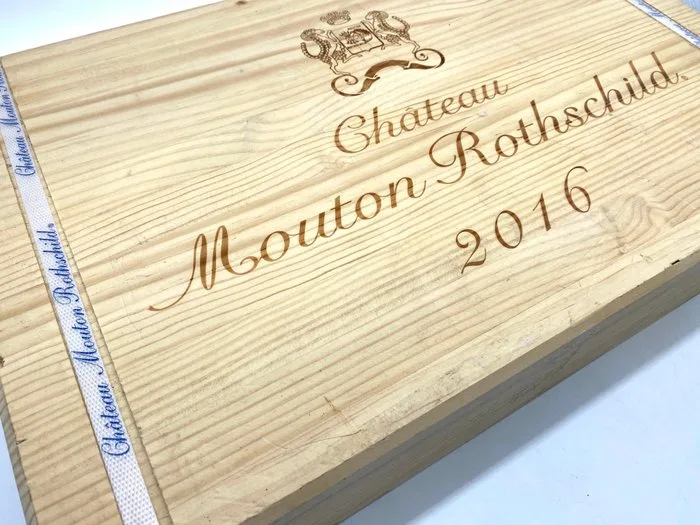 2016 Château Mouton Rothschild - Pauillac 1er Grand Cru Classé - 6 Bottles (0.75L)