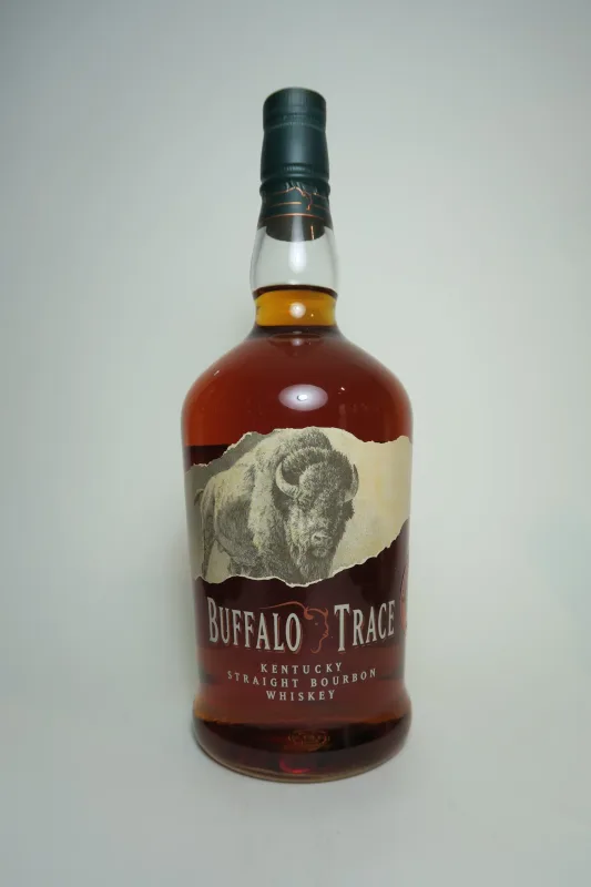 Buffalo Trace Kentucky Straight Bourbon Whiskey - Bottled 2019 (1L, 45%)