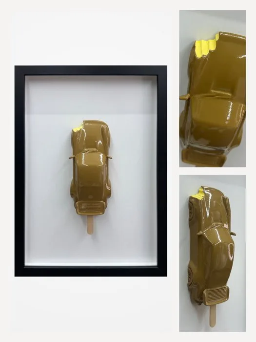 Henevor - Porsche 911 (930) Lollipop | Caramel brown - Yellow | Handpainted Wall Sculpture