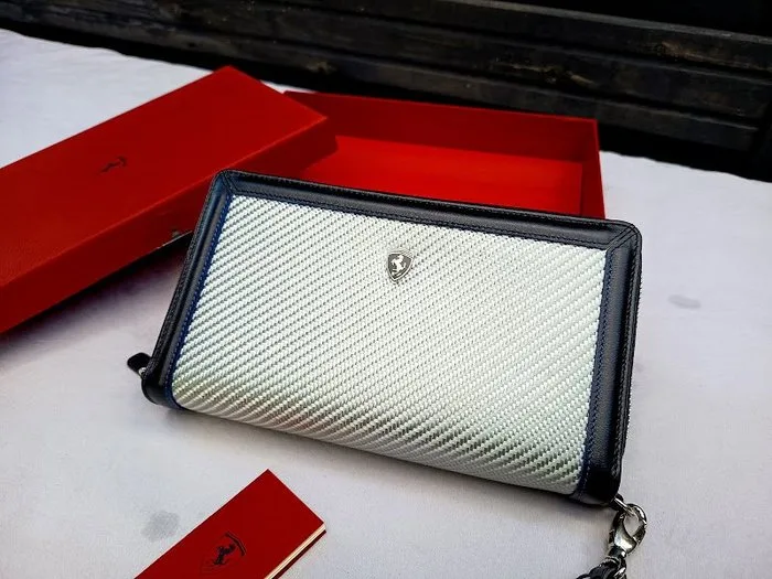 Bag - Ferrari - Portefeuille unisex XXl en cuir et carbone Ferrari neuf - 2025